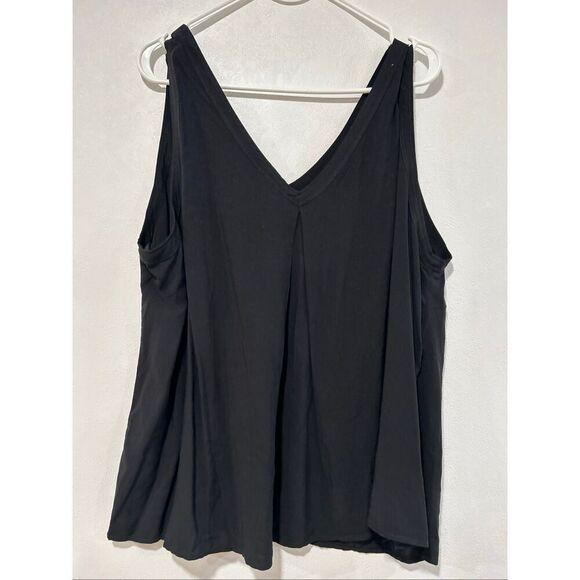 Torrid Women’s Challis Stitch Detail Tank Top Black Size 2X (18–20) - Picture 2 of 5